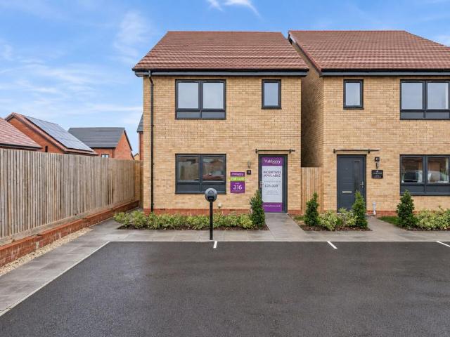 3 bedroom detached house for sale