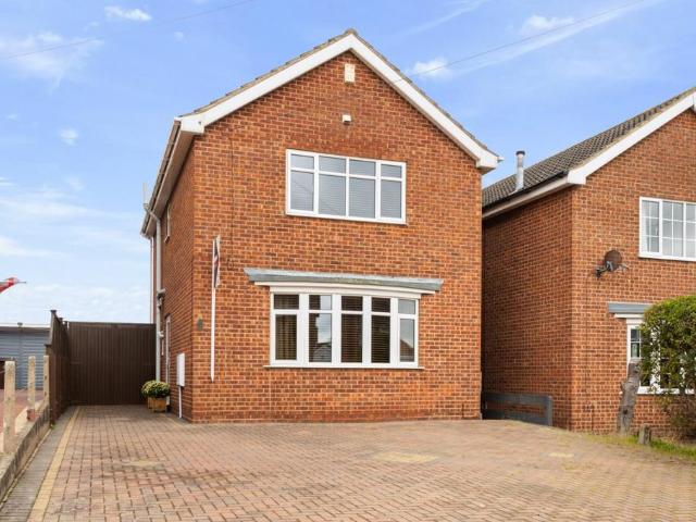 3 bedroom detached house for sale