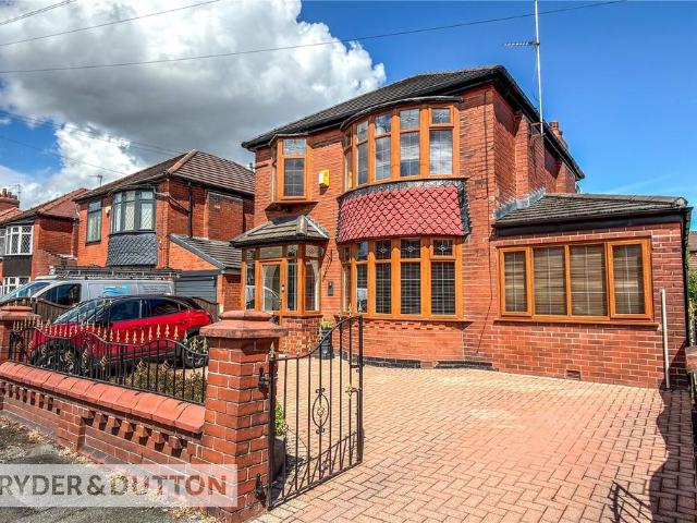 3 bedroom detached house for sale