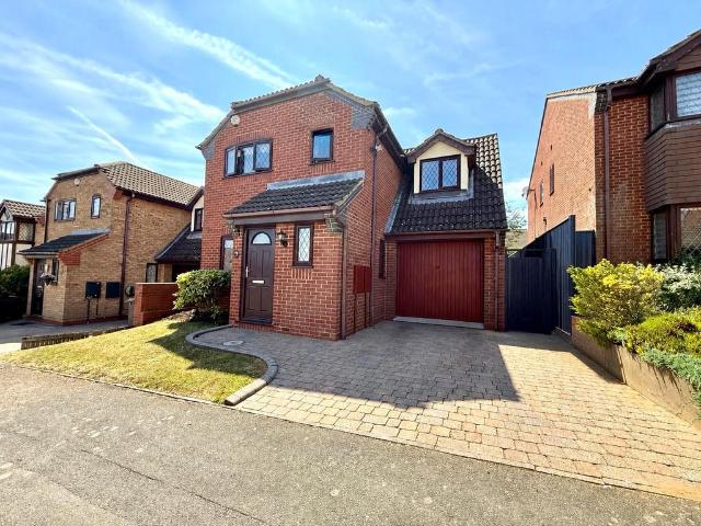 3 bedroom detached house for sale