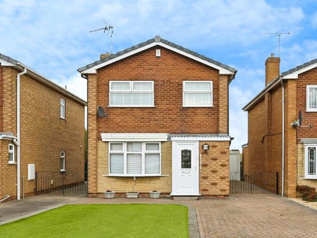 3 bedroom detached house for sale