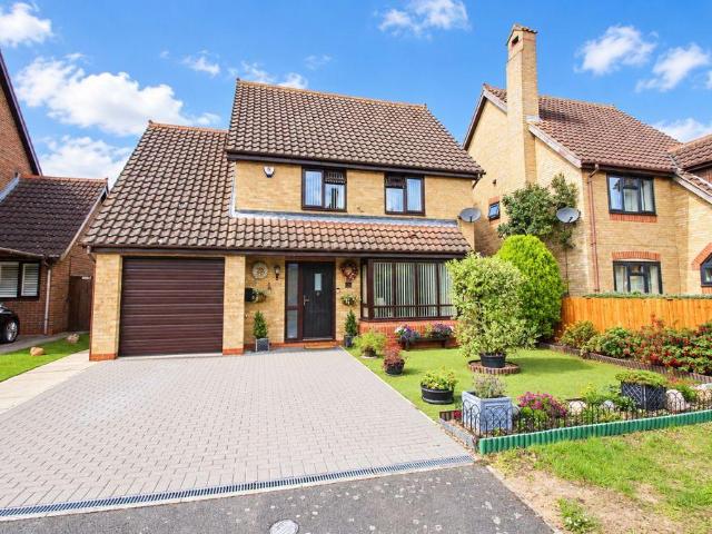 3 bedroom detached house for sale