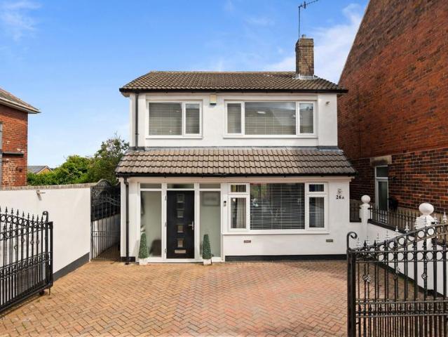 3 bedroom detached house for sale