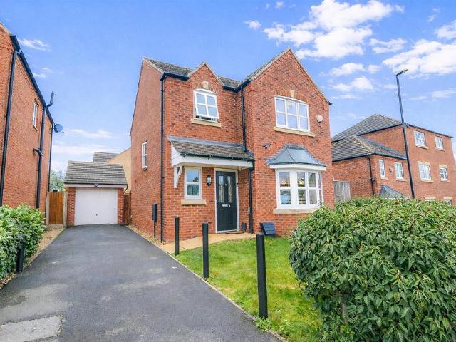 3 bedroom detached house for sale