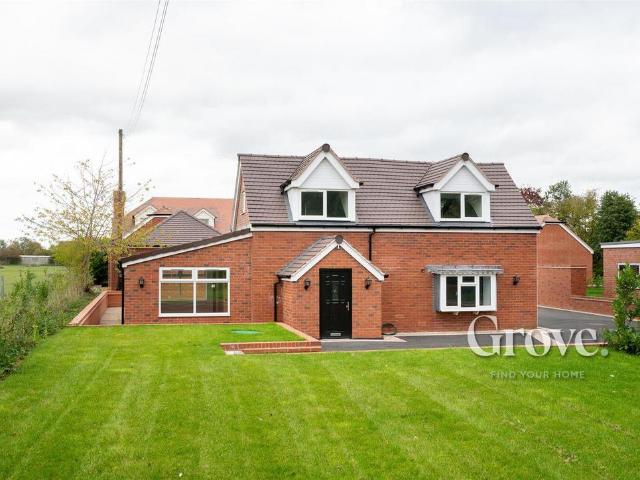 3 bedroom detached house for sale