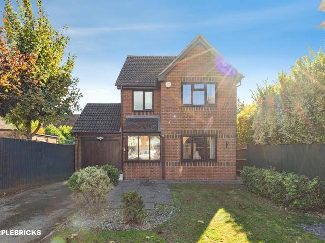 3 bedroom detached house for sale