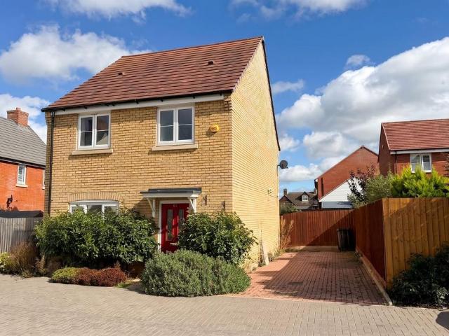 3 bedroom detached house for sale