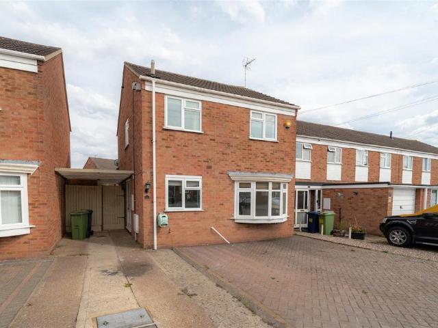 3 bedroom detached house for sale
