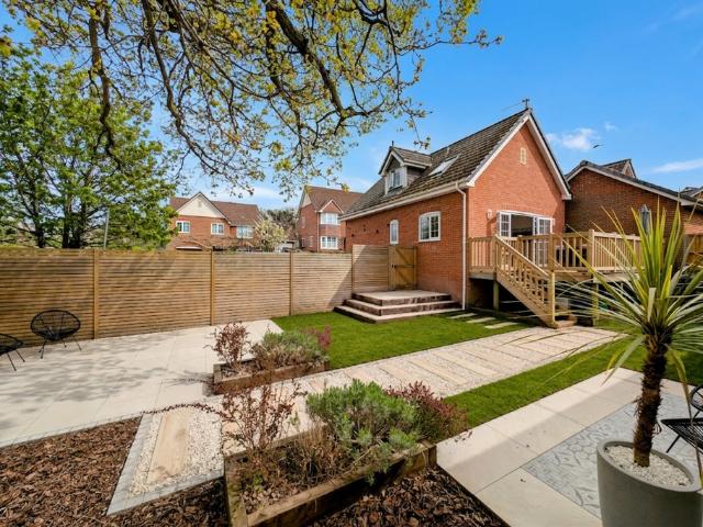 3 bedroom detached house for sale