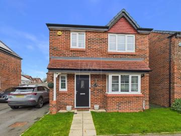 3 bedroom detached house for sale