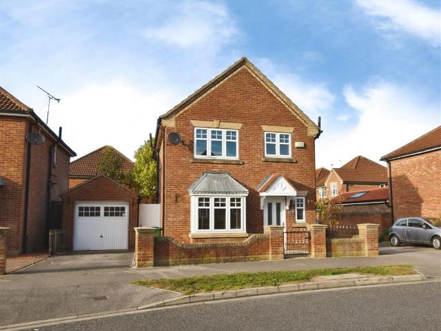 3 bedroom detached house for sale