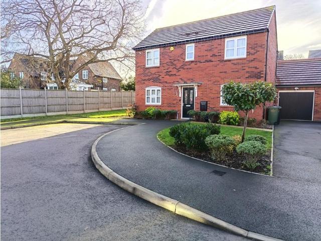 3 bedroom detached house for sale