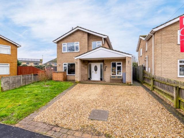 3 bedroom detached house for sale