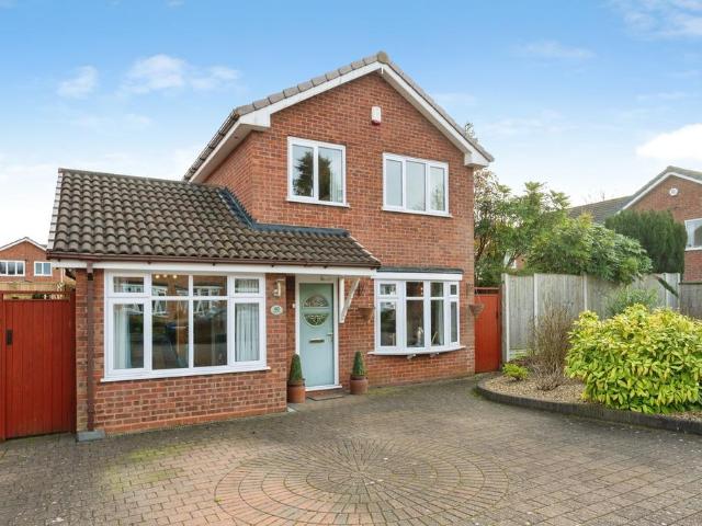 3 bedroom detached house for sale