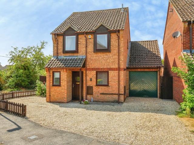 3 bedroom detached house for sale