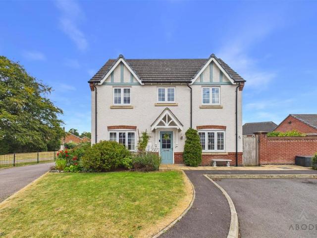3 bedroom detached house for sale