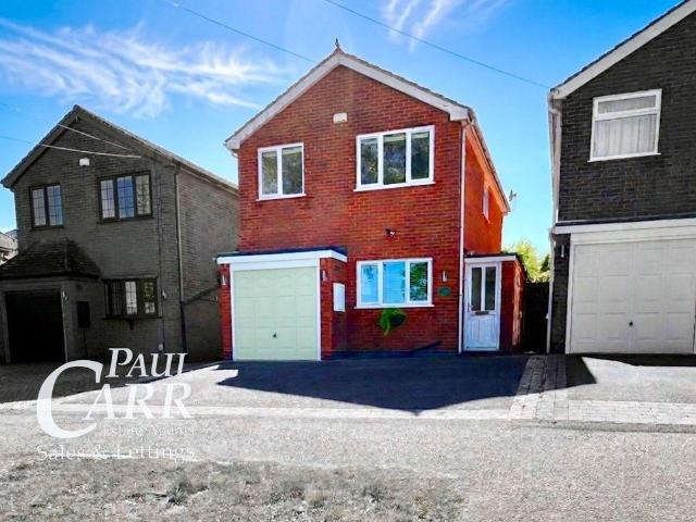 3 bedroom detached house for sale