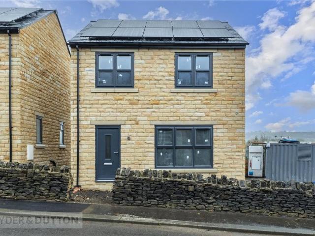 3 bedroom detached house for sale