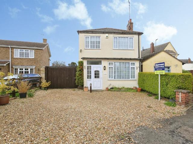 3 bedroom detached house for sale