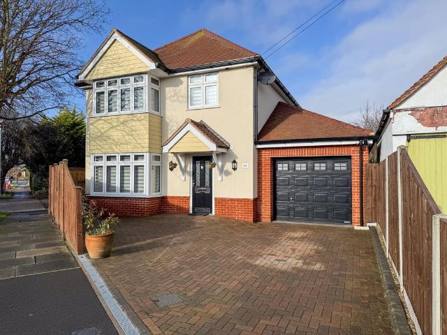 3 bedroom detached house for sale