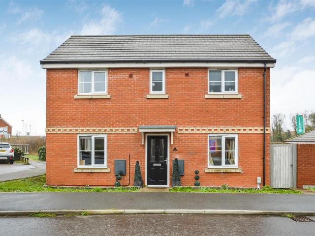 3 bedroom detached house for sale