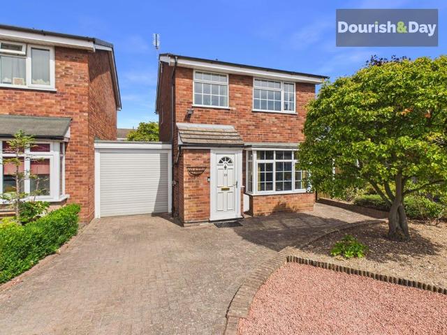 3 bedroom detached house for sale