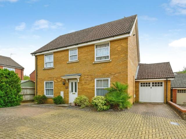 3 bedroom detached house for sale