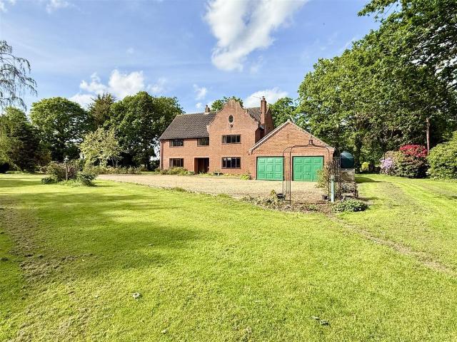 3 bedroom detached house for sale