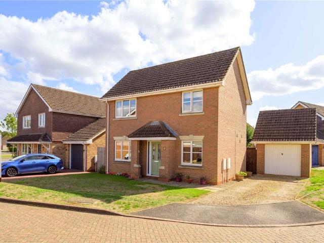 3 bedroom detached house for sale