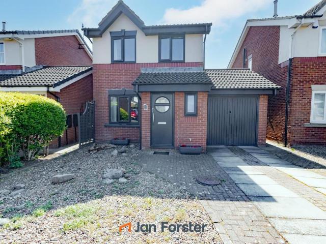 3 bedroom detached house for sale