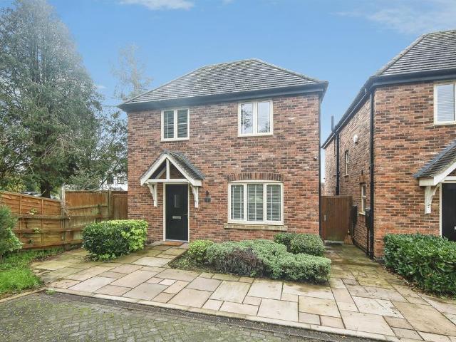3 bedroom detached house for sale