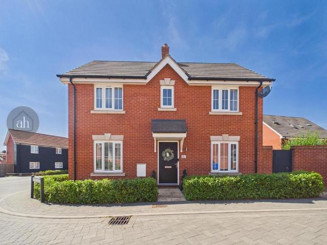 3 bedroom detached house for sale