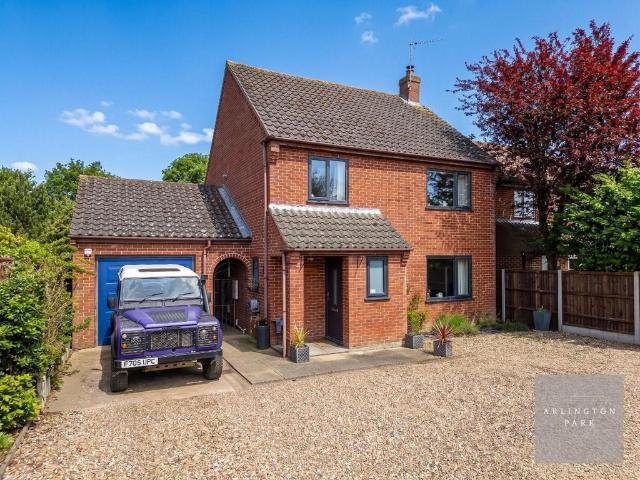 3 bedroom detached house for sale