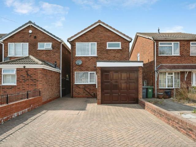 3 bedroom detached house for sale