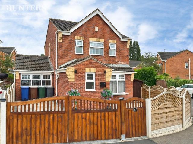 3 bedroom detached house for sale