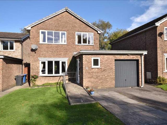 3 bedroom detached house for sale