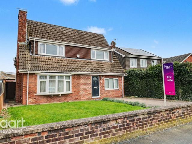 3 bedroom detached house for sale