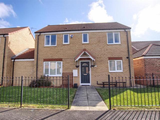 3 bedroom detached house for sale