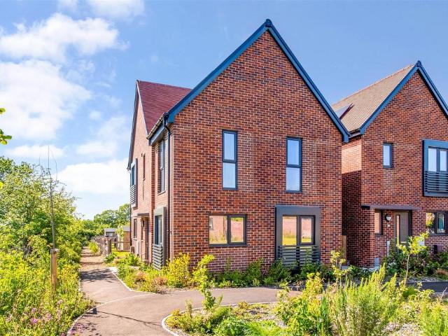3 bedroom house for sale