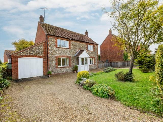3 bedroom detached house for sale
