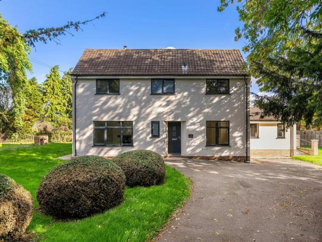 3 bedroom detached house for sale