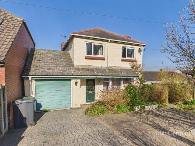 3 bedroom detached house for sale