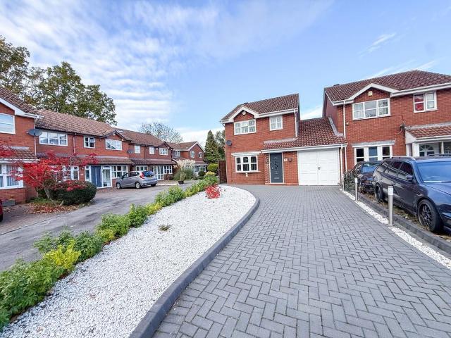 3 bedroom detached house for sale
