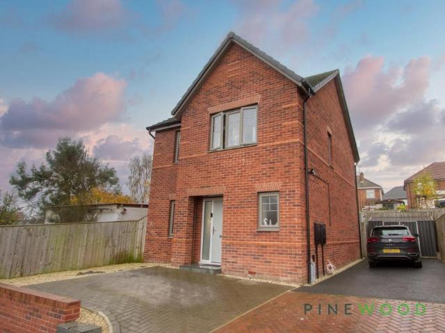 3 bedroom detached house for sale