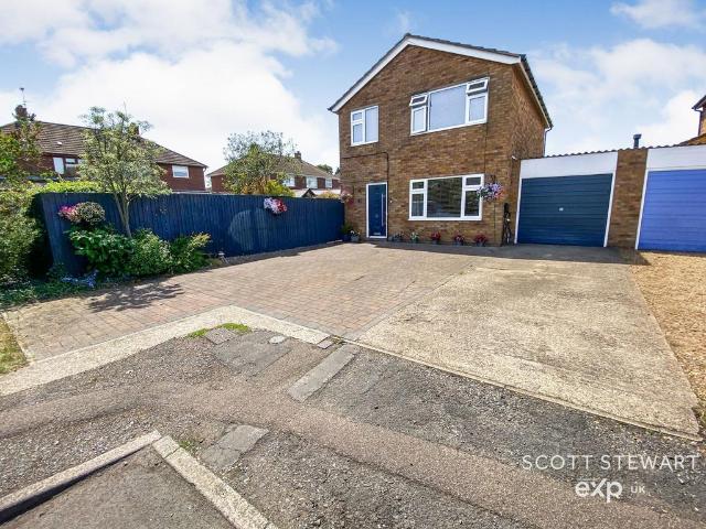 3 bedroom detached house for sale