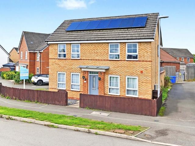 3 bedroom detached house for sale