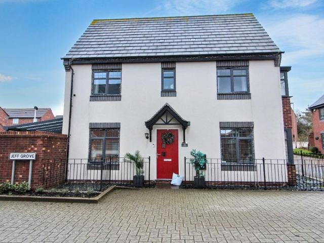 3 bedroom detached house for sale