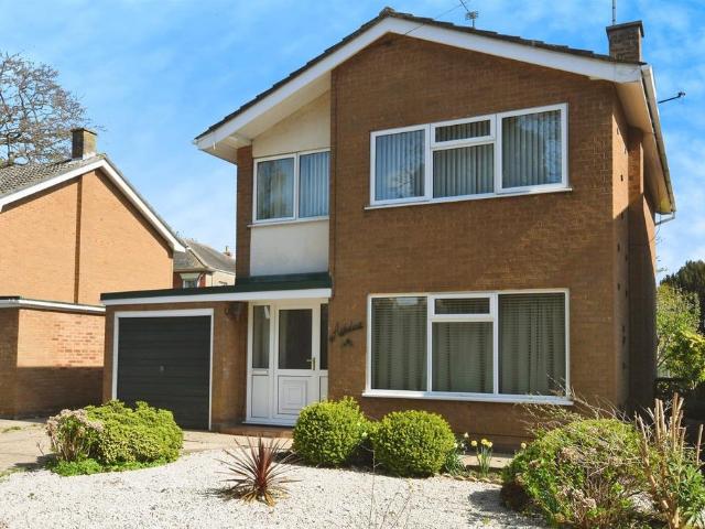 3 bedroom detached house for sale