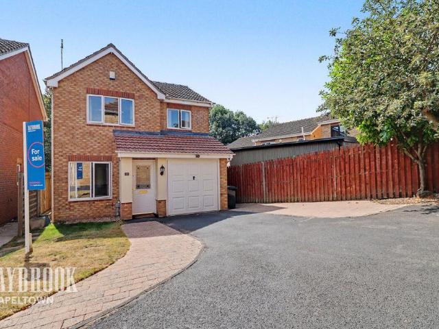 3 bedroom detached house for sale