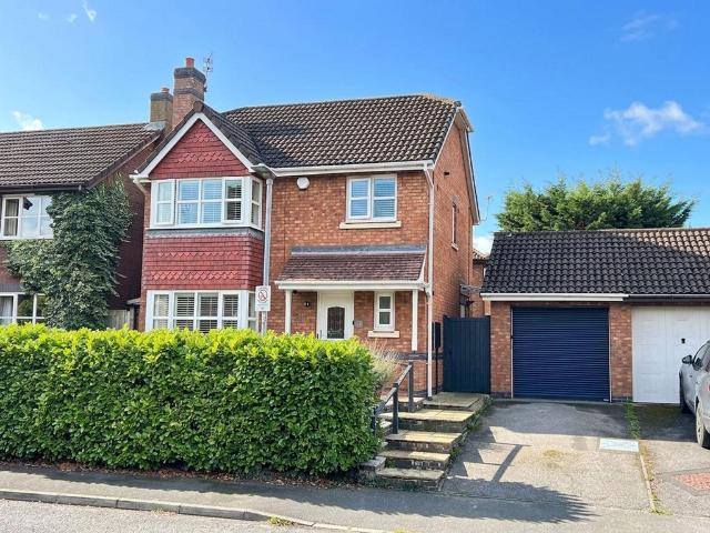 3 bedroom detached house for sale
